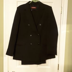 New MaxMara Suit Black Blazer& or  Dress Pants